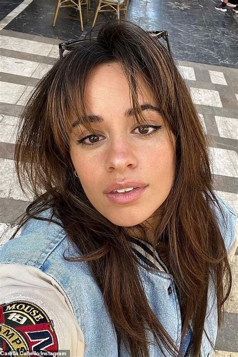 Camila Cabello Continues Her Hot Girl Summer with Topless。